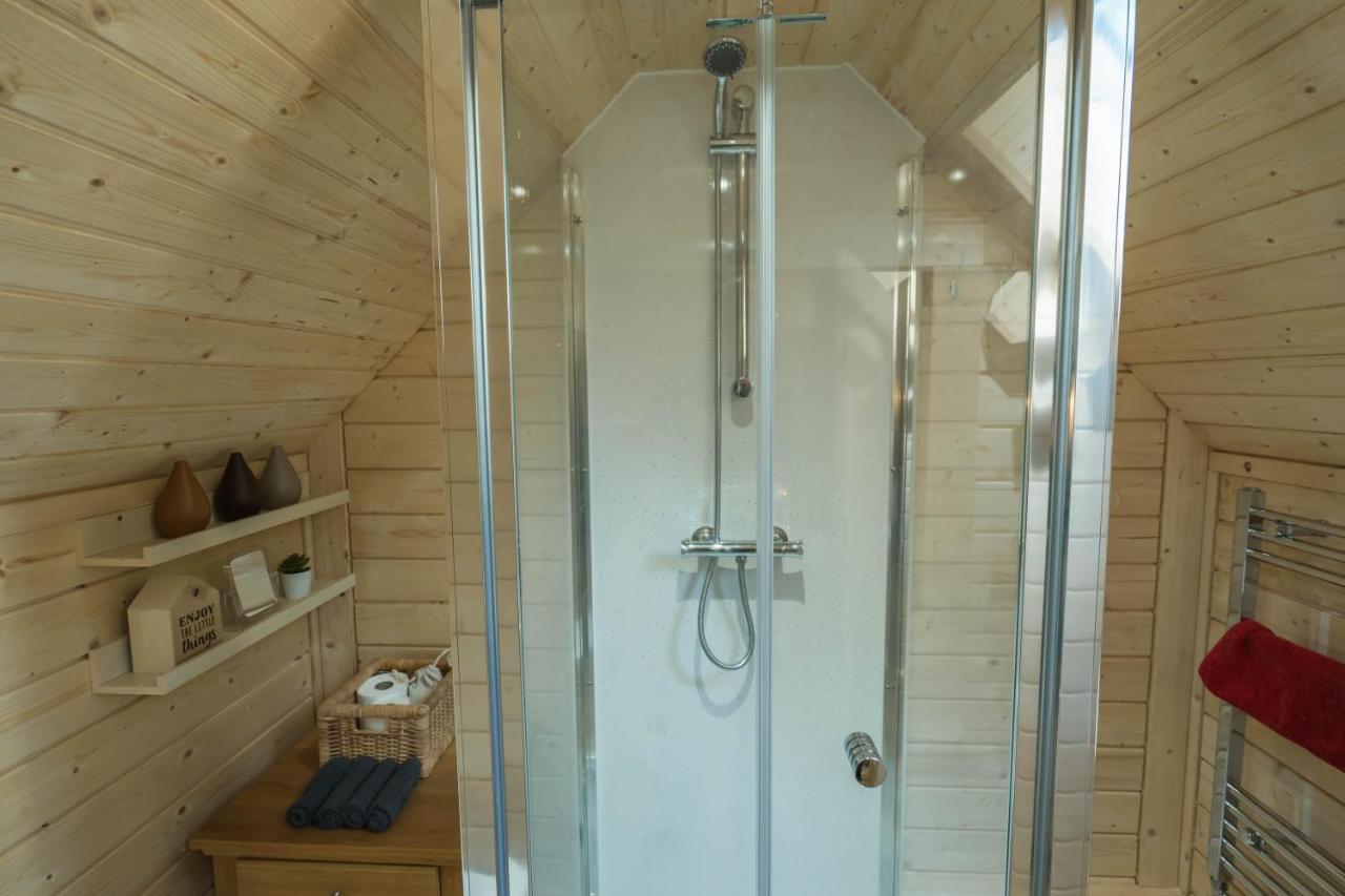 Cozy Carluke Lodge Retreat מראה חיצוני תמונה
