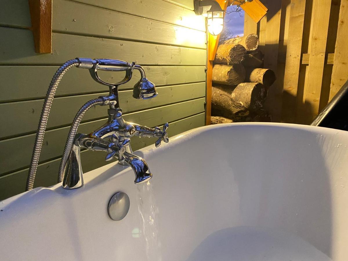 Cozy Carluke Lodge Retreat מראה חיצוני תמונה