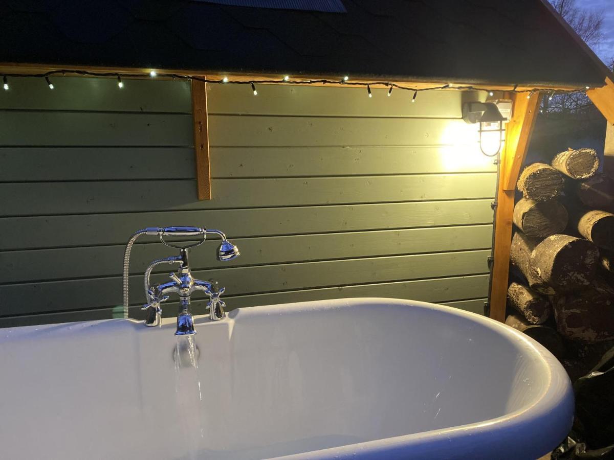 Cozy Carluke Lodge Retreat מראה חיצוני תמונה